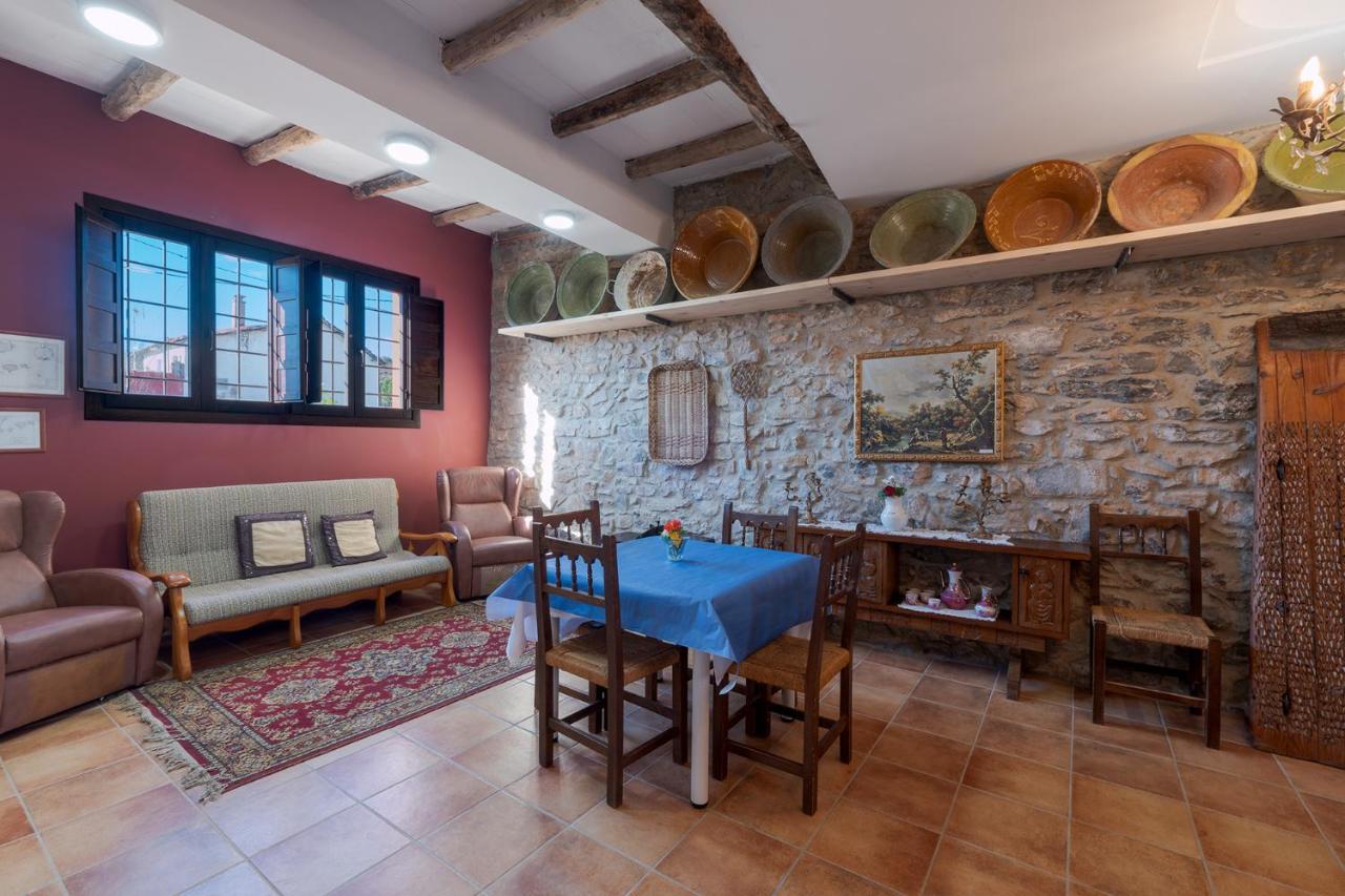 Casa Rural Vicenta 1750 Albentosa Exterior photo